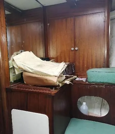 Botel Tui Malila *